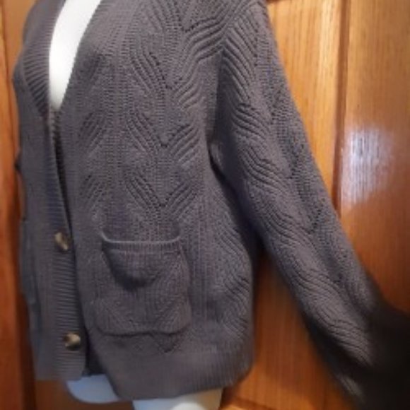 Button down sweater - Picture 6 of 6